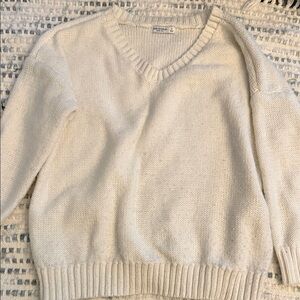 Arizona Jean Company Women's Soft White V-Neck Sweater